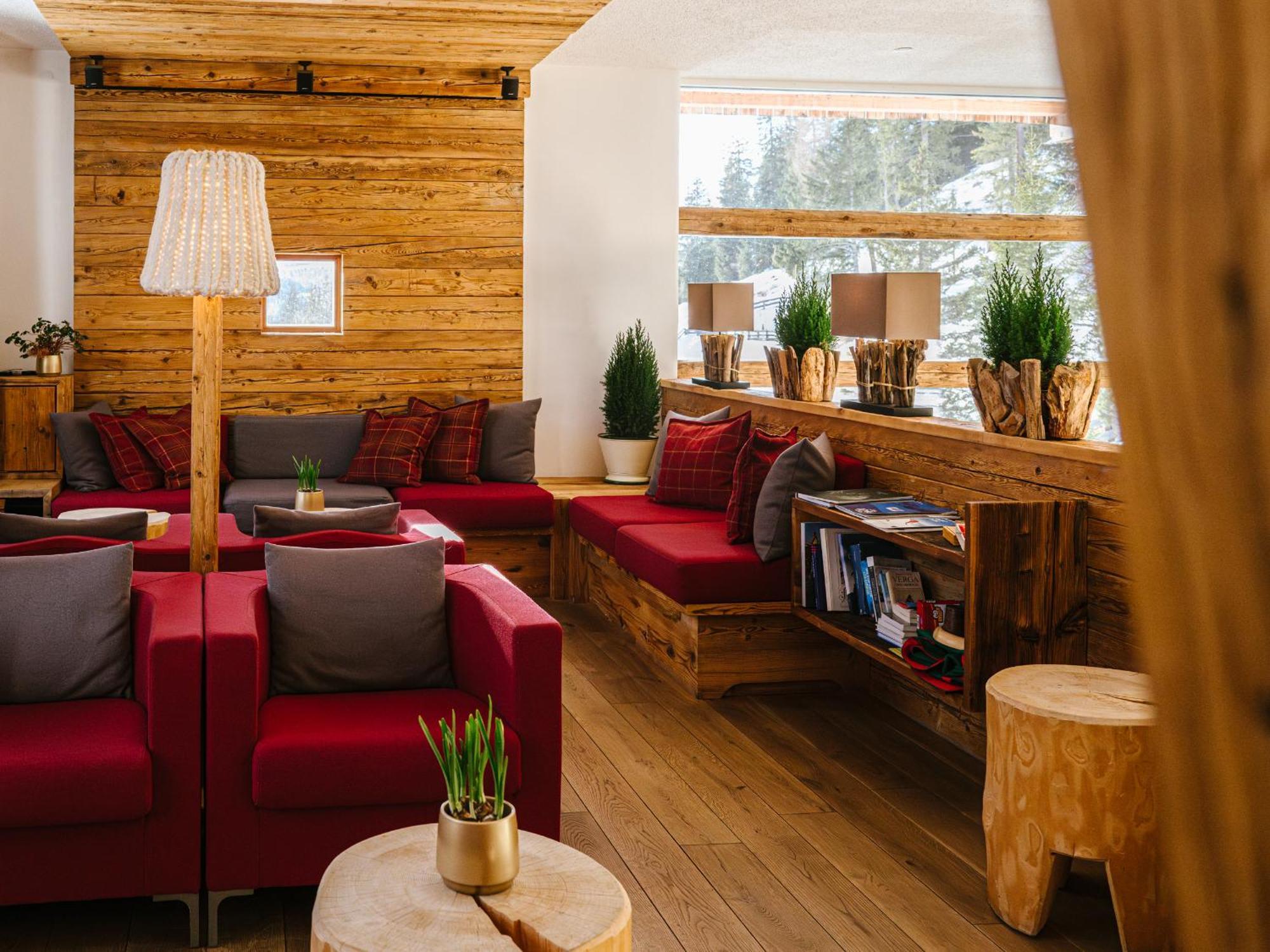 Alpine Hotel Gran Foda' San Vigilio Di Marebbe Exterior photo