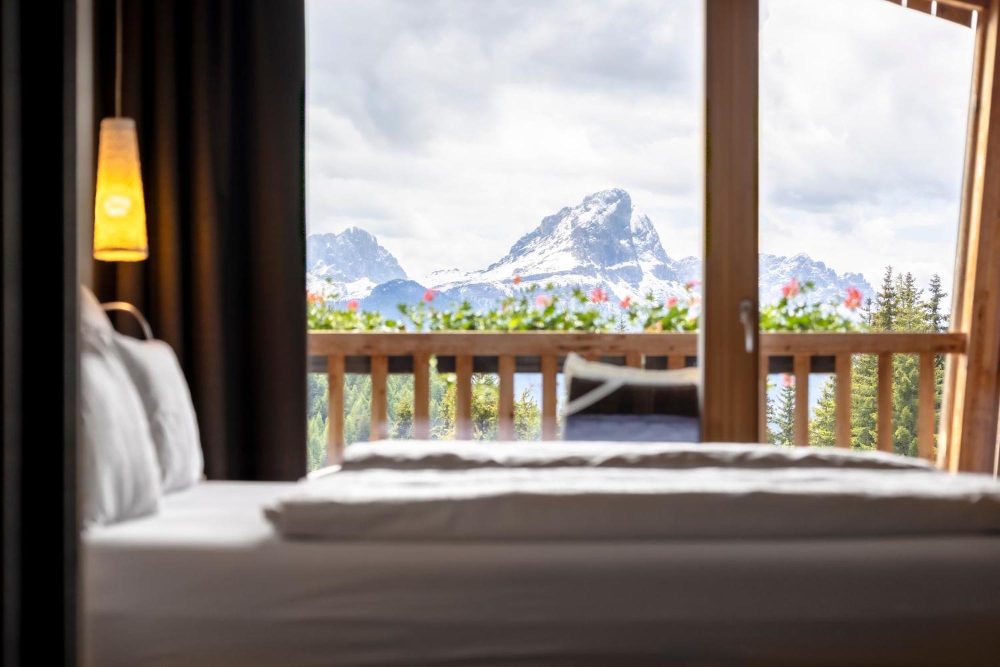 Alpine Hotel Gran Foda' San Vigilio Di Marebbe Exterior photo