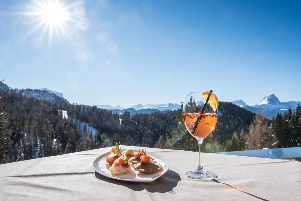 Alpine Hotel Gran Foda' San Vigilio Di Marebbe Exterior photo